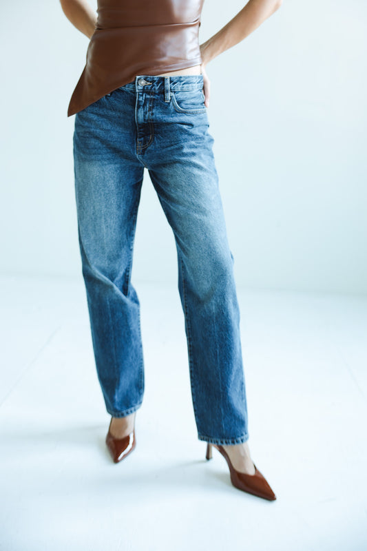 Classic Relaxed-High-Waisted Jeans