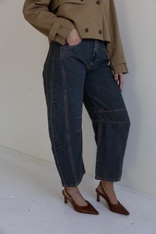 Wide-Leg Barrel Denim Jean